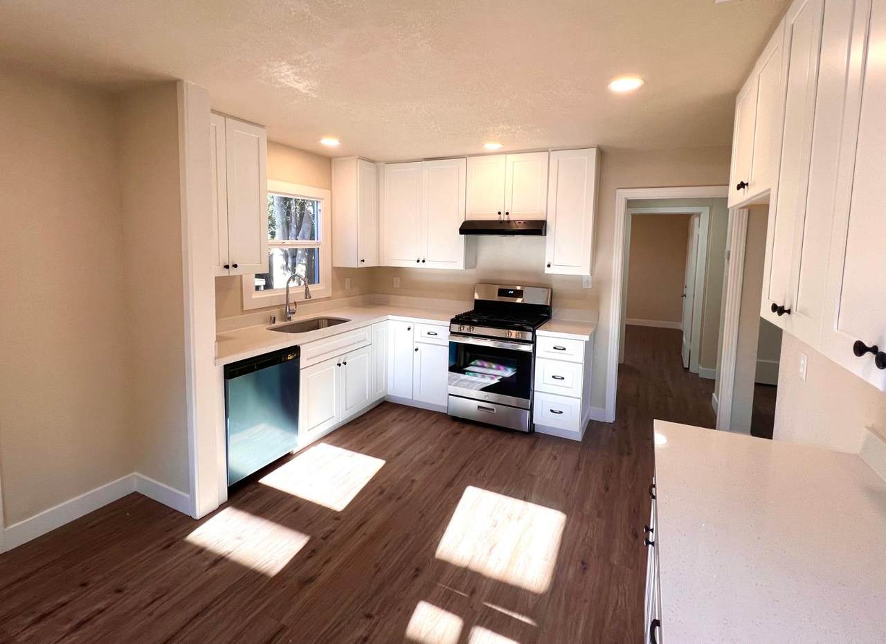 https://bt-photos.global.ssl.fastly.net/sacramento/1280_boomver_1_561187590-2.jpg