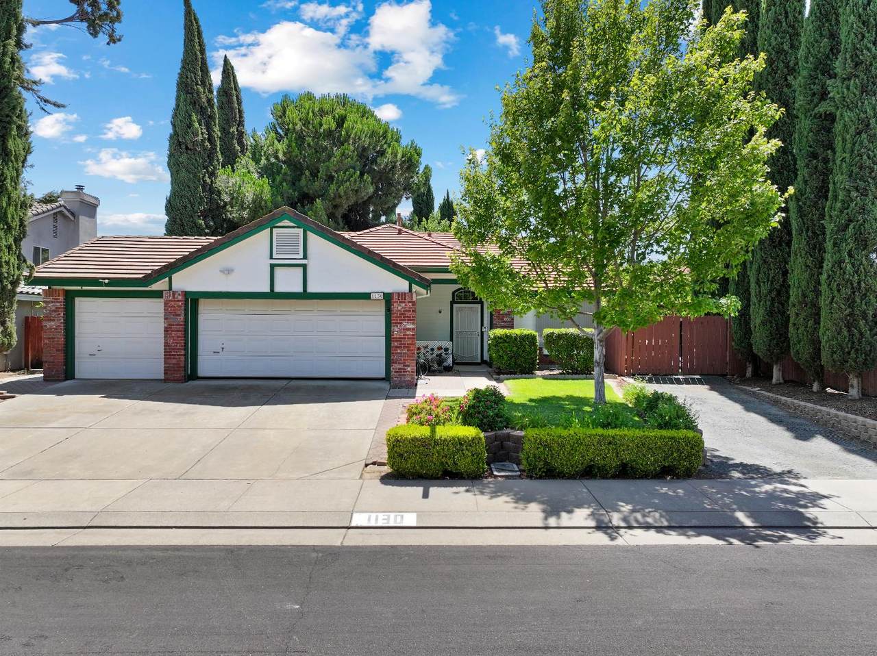 1130 Carrie Street - Photo 1