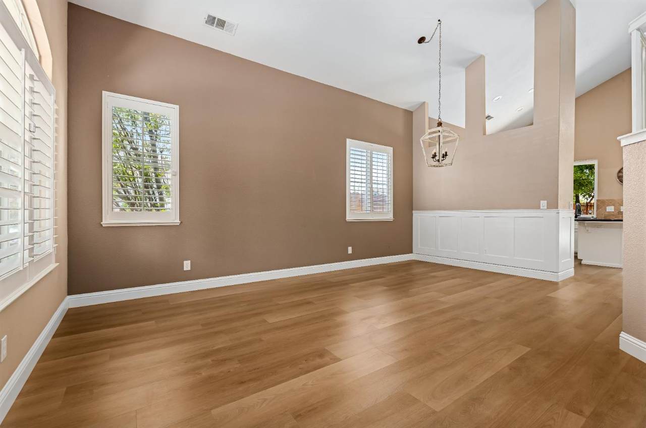 https://bt-photos.global.ssl.fastly.net/sacramento/1280_boomver_1_561187671-2.jpg