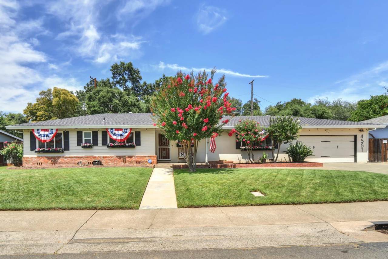 4551 Dartmouth Drive - Photo 1