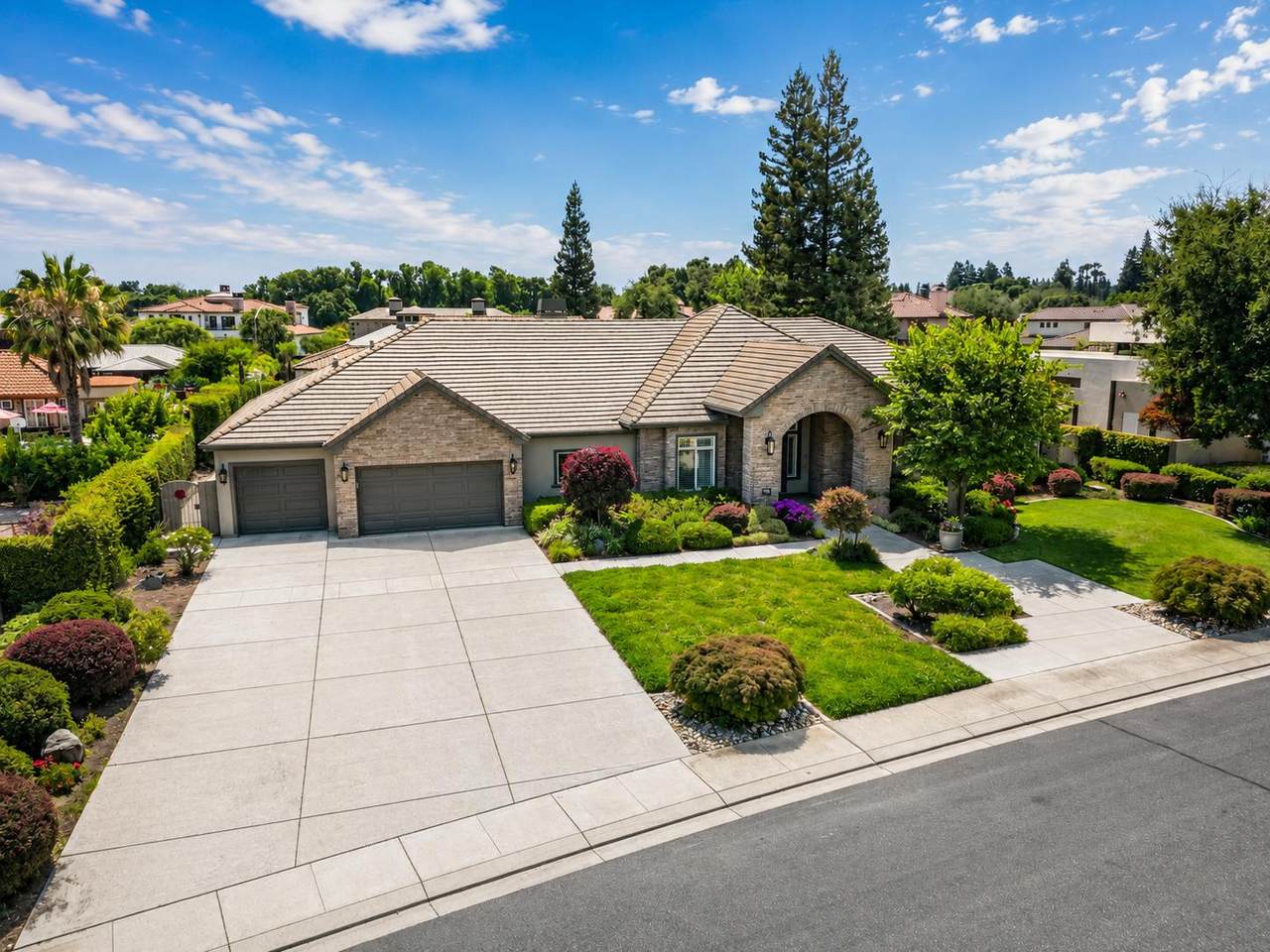https://bt-photos.global.ssl.fastly.net/sacramento/1280_boomver_1_561187761-2.jpg