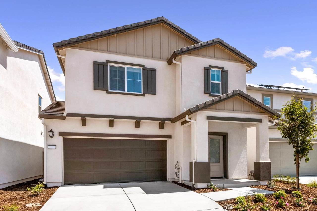 2524 Bog Street - Photo 1