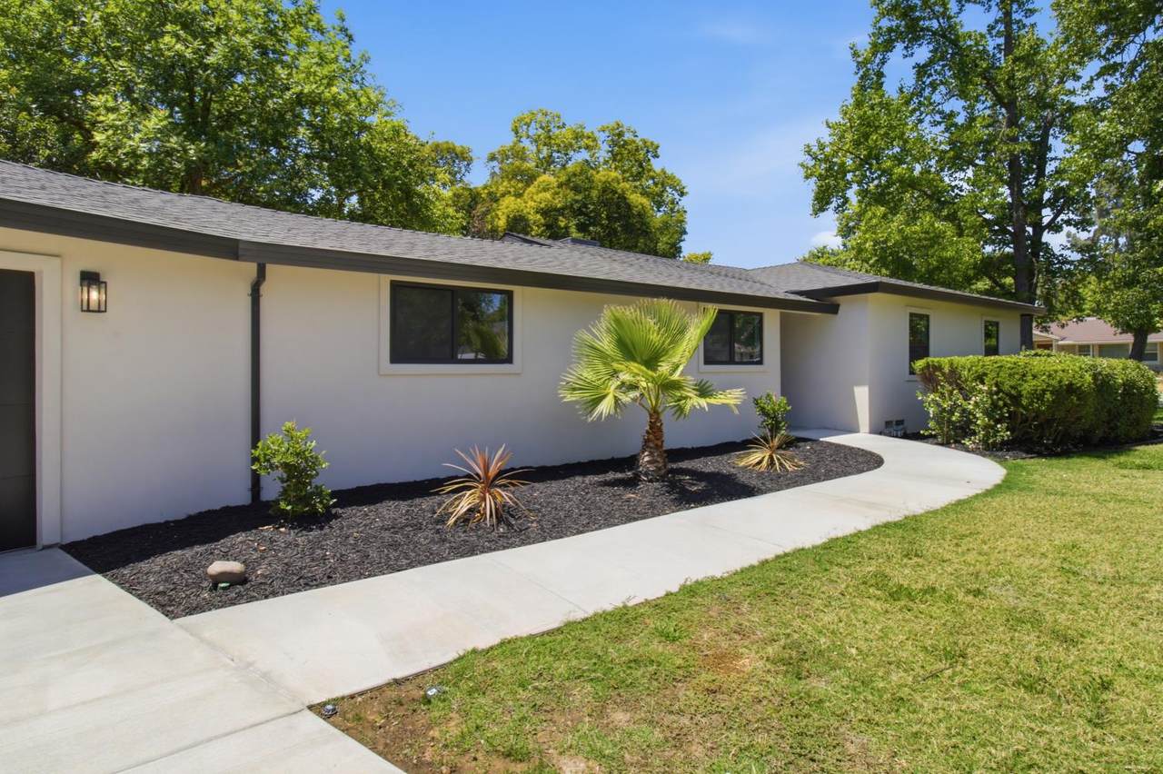 https://bt-photos.global.ssl.fastly.net/sacramento/1280_boomver_1_561187836-2.jpg