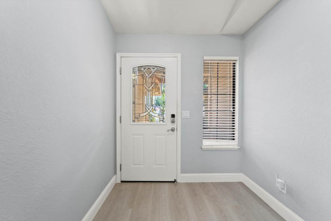 https://bt-photos.global.ssl.fastly.net/sacramento/1280_boomver_1_561188131-2.jpg