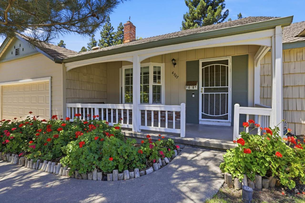 6307 Oakcreek Way - Photo 1
