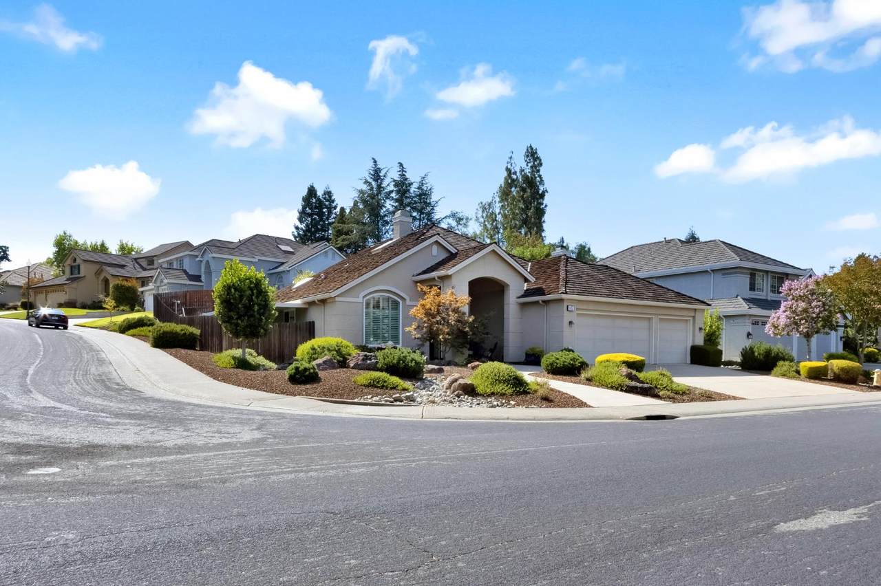 https://bt-photos.global.ssl.fastly.net/sacramento/1280_boomver_1_561188300-2.jpg