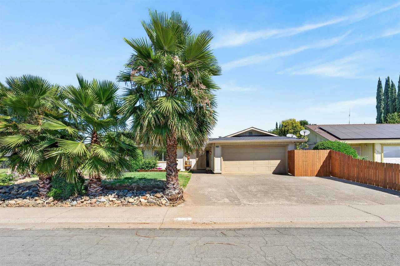 10951 Hirschfeld Way - Photo 1