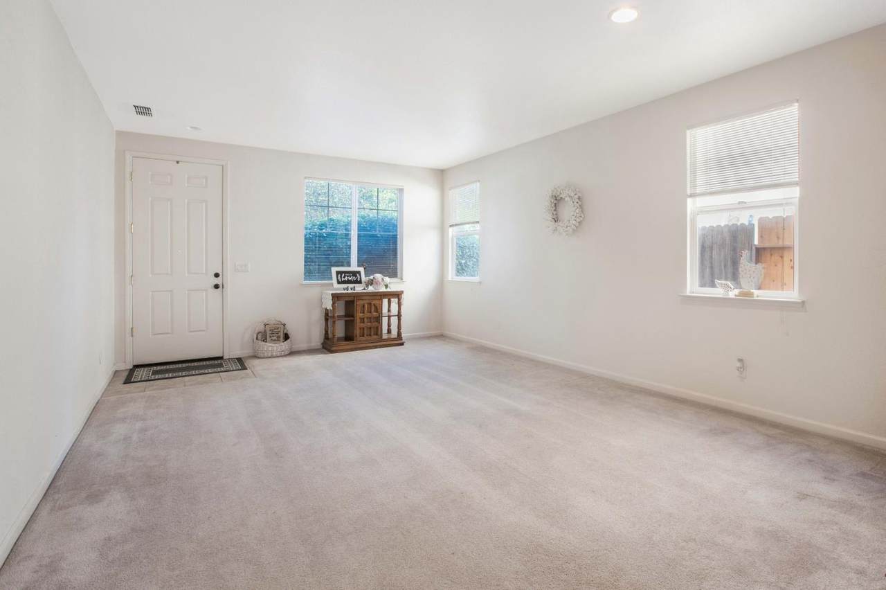 https://bt-photos.global.ssl.fastly.net/sacramento/1280_boomver_1_561188453-2.jpg