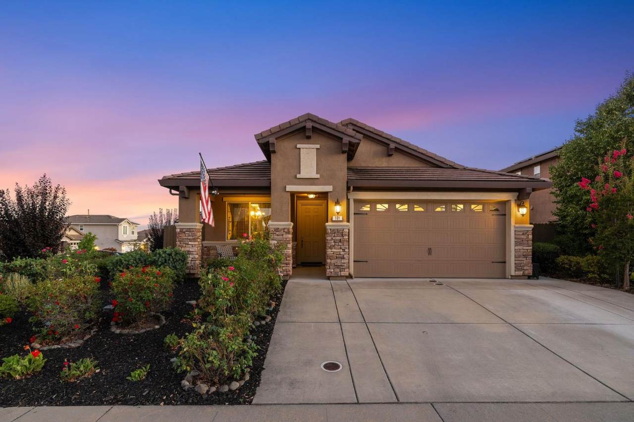 101 Gerrard Court - Photo 1