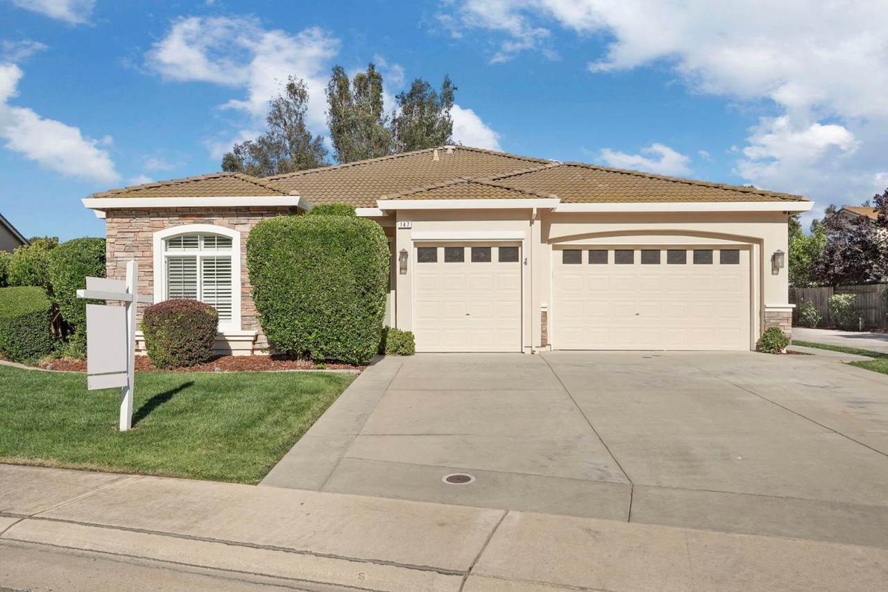 147 Edelweiss Way - Photo 1