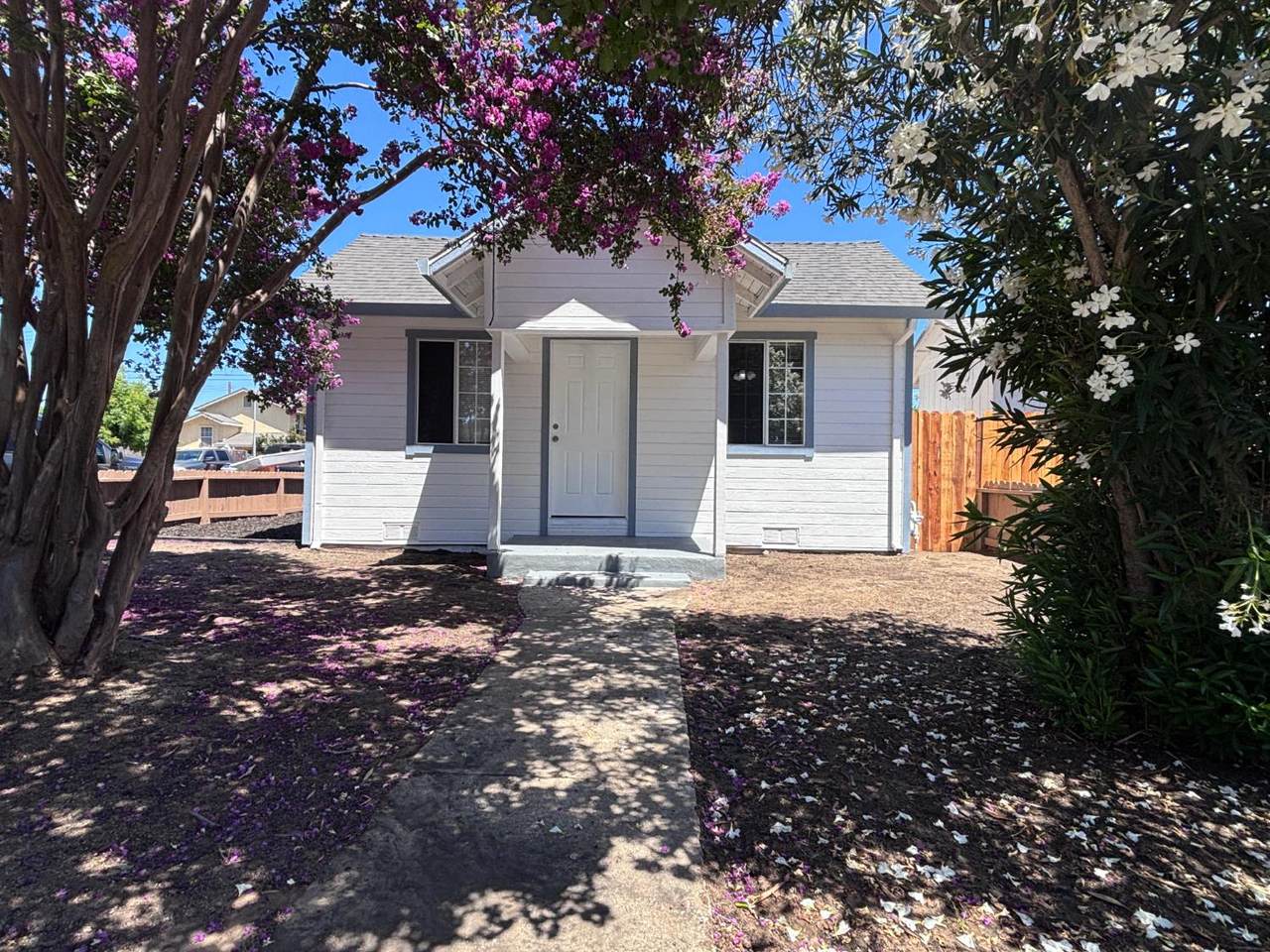 3844 Haywood Street - Photo 1