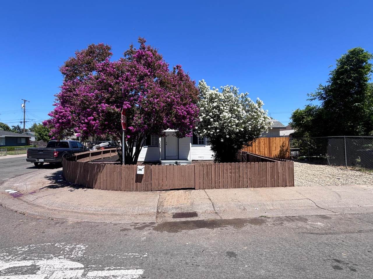 https://bt-photos.global.ssl.fastly.net/sacramento/1280_boomver_1_561188723-2.jpg