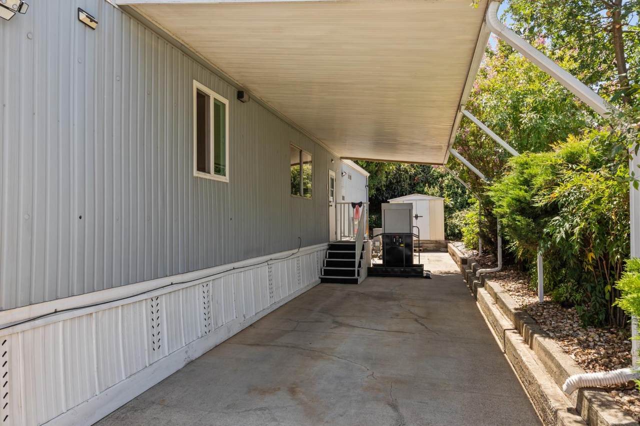 https://bt-photos.global.ssl.fastly.net/sacramento/1280_boomver_1_561188778-2.jpg