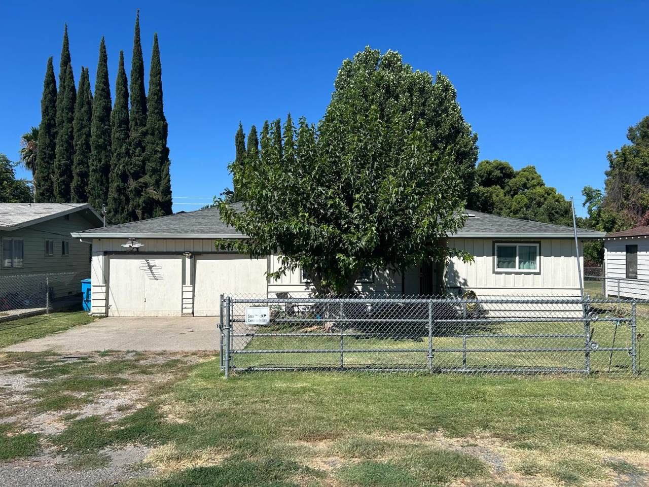 5885 Cohn Avenue - Photo 1