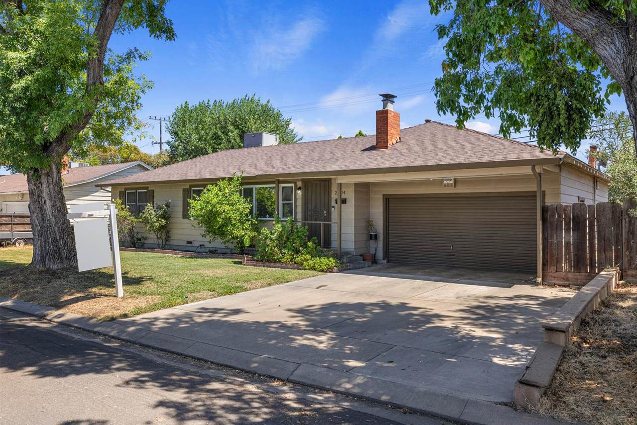 2004 Aloha Way - Photo 1