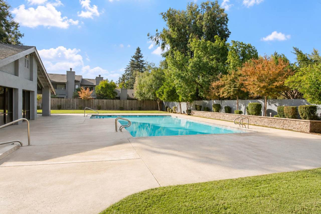 560 Pirinen Lane - Photo 1