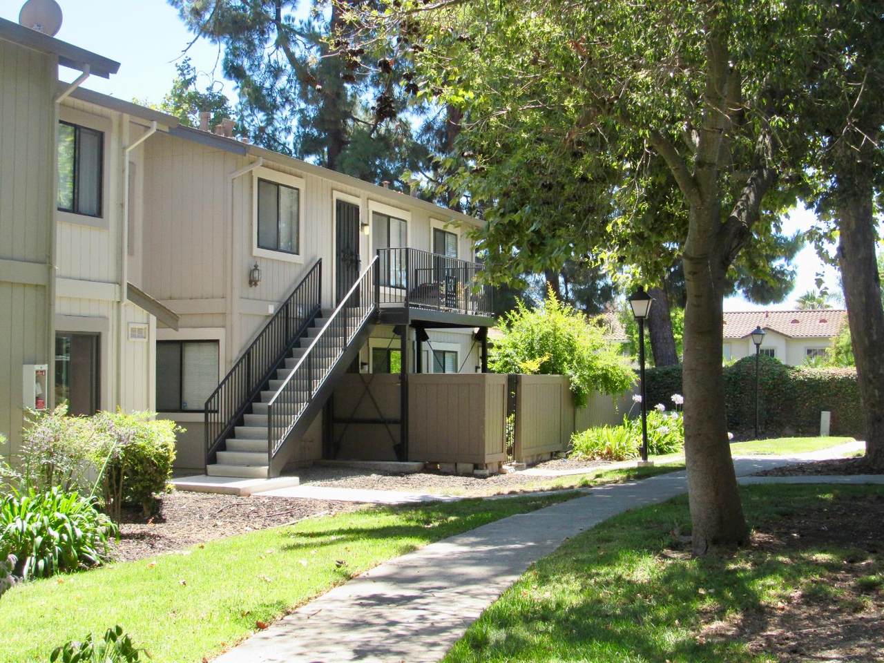 https://bt-photos.global.ssl.fastly.net/sacramento/1280_boomver_1_561193769-2.jpg