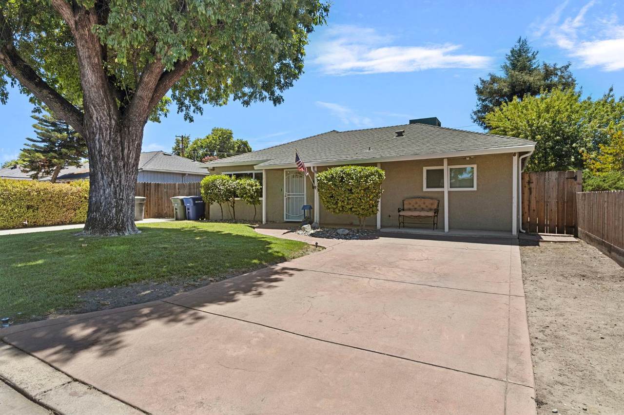 1032 Hawthorne Avenue - Photo 1