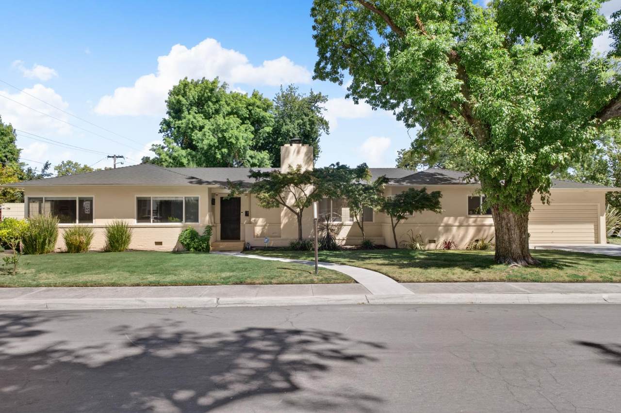 902 Mills Avenue - Photo 1