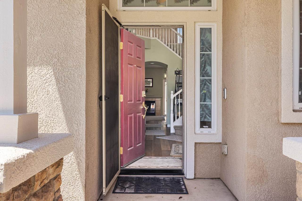 https://bt-photos.global.ssl.fastly.net/sacramento/1280_boomver_2_561195089-2.jpg