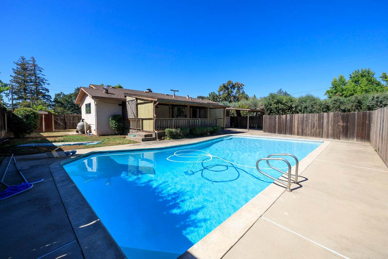 https://bt-photos.global.ssl.fastly.net/sacramento/1280_boomver_1_561196328-2.jpg