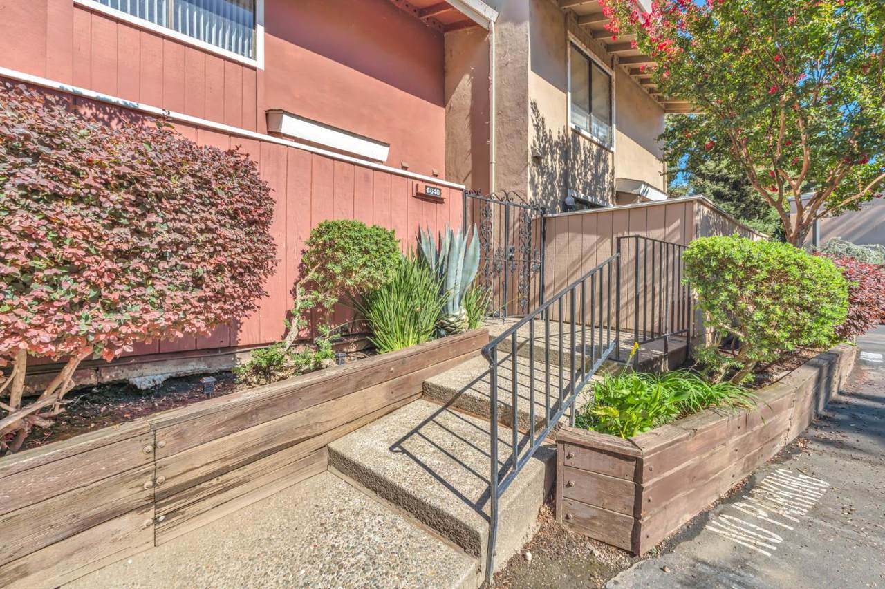 6640 Embarcadero Drive - Photo 1