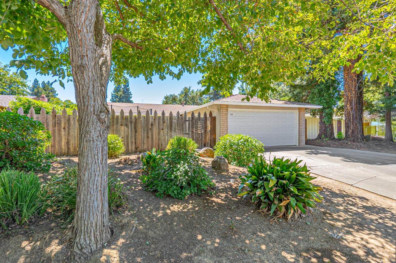 2736 Eel Place - Photo 1