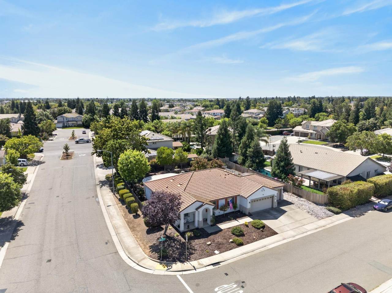 https://bt-photos.global.ssl.fastly.net/sacramento/1280_boomver_1_561200704-2.jpg
