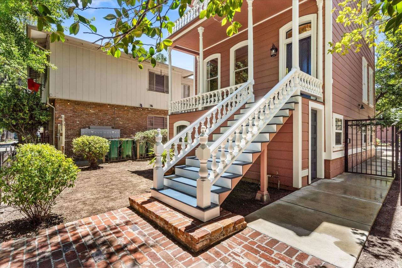 https://bt-photos.global.ssl.fastly.net/sacramento/1280_boomver_1_561200803-2.jpg