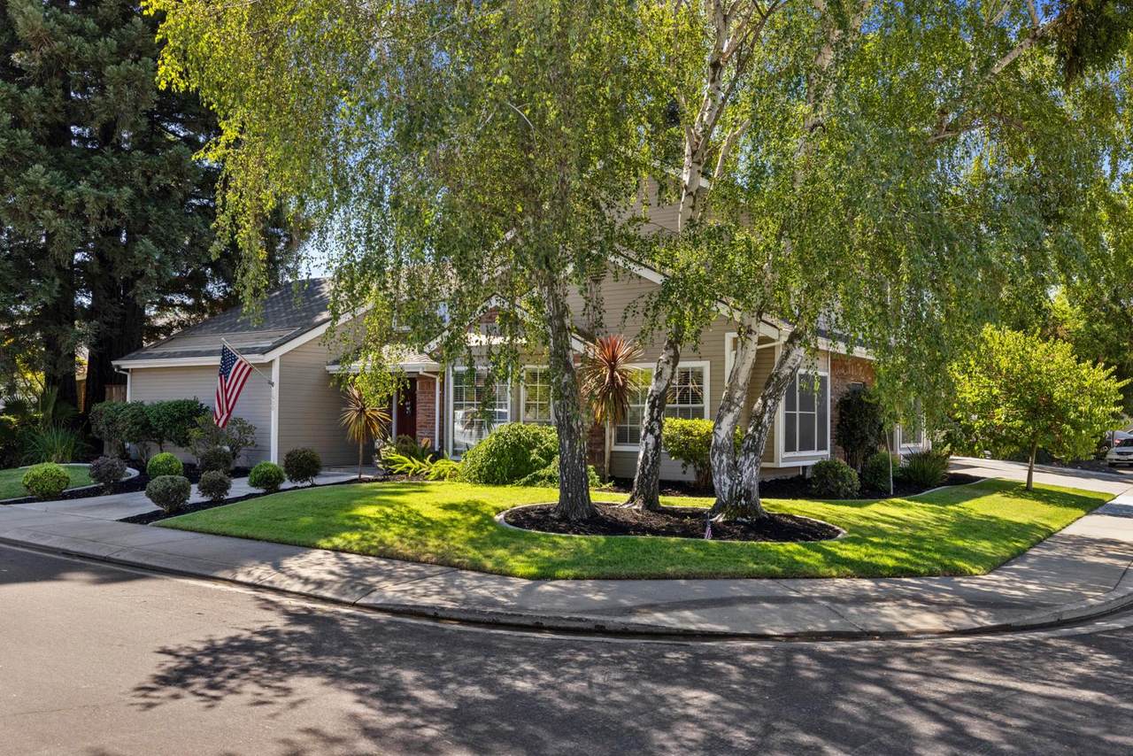 https://bt-photos.global.ssl.fastly.net/sacramento/1280_boomver_1_561201278-2.jpg