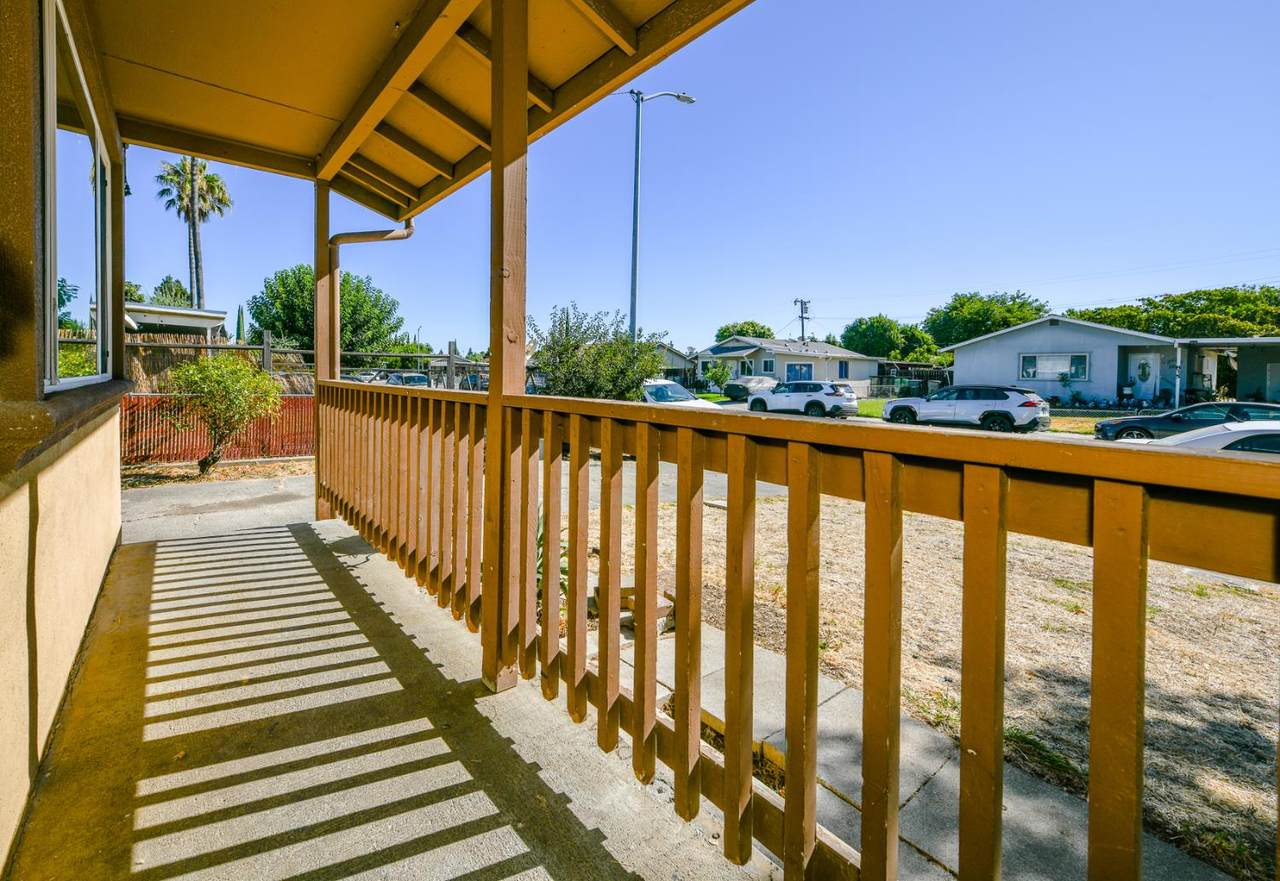 https://bt-photos.global.ssl.fastly.net/sacramento/1280_boomver_1_561201290-2.jpg