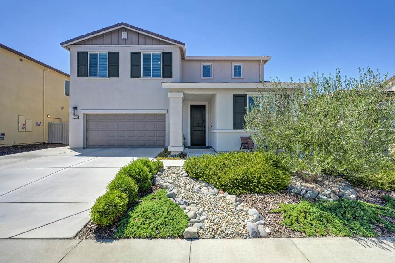 2009 Skipping Stone Way - Photo 1