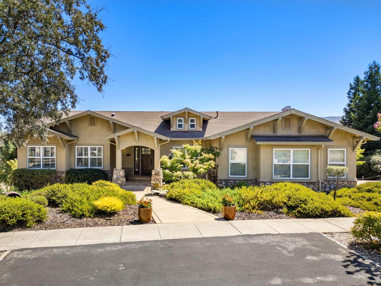 620 Smith Flat Road - Photo 1