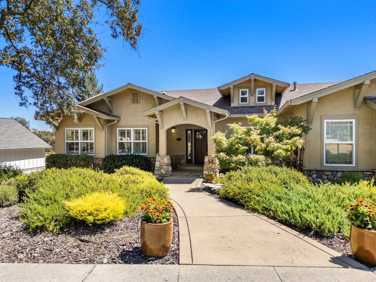 https://bt-photos.global.ssl.fastly.net/sacramento/1280_boomver_1_561201367-2.jpg