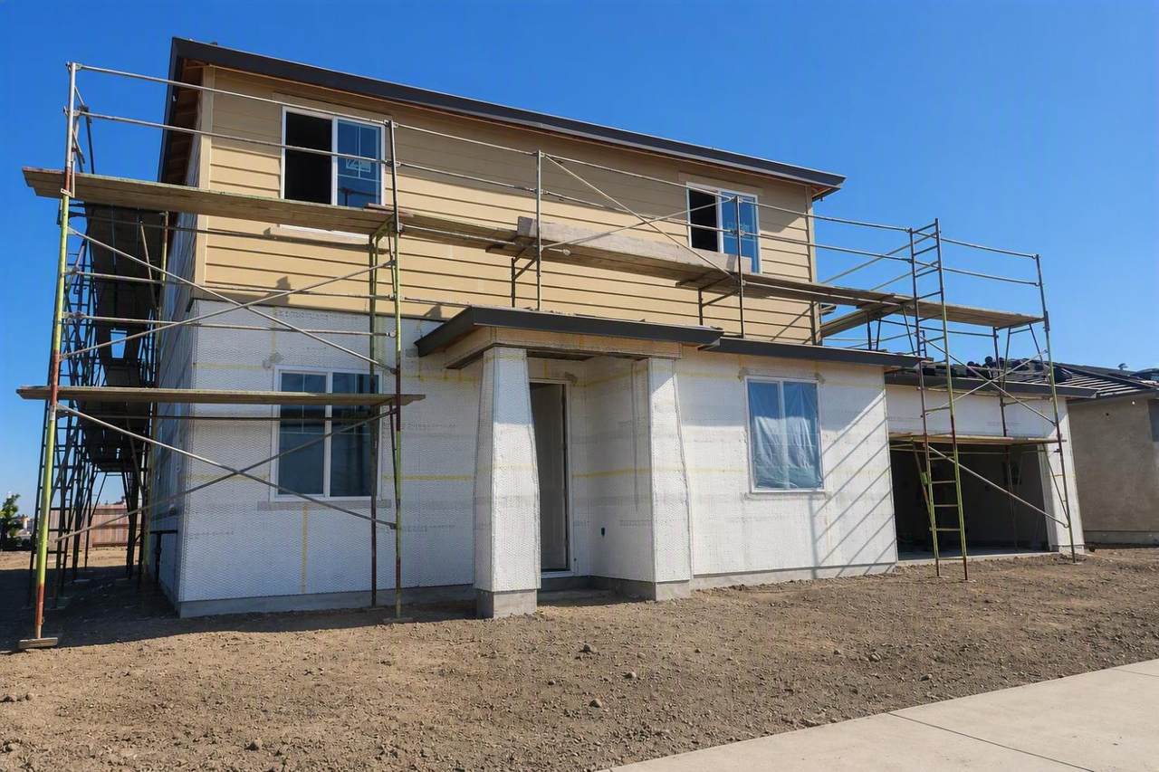 1501 Speckled Dace Way - Photo 1