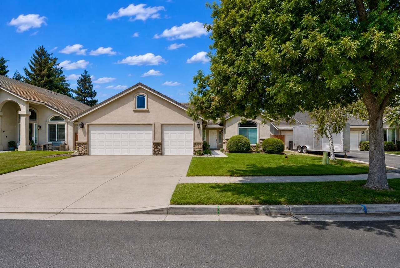 2620 Tiffany Way - Photo 1