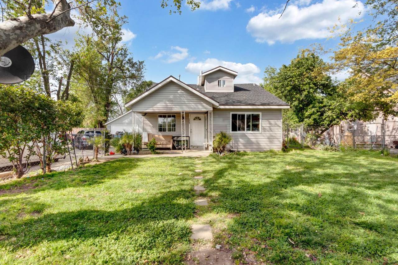 1059 Acacia Avenue - Photo 1