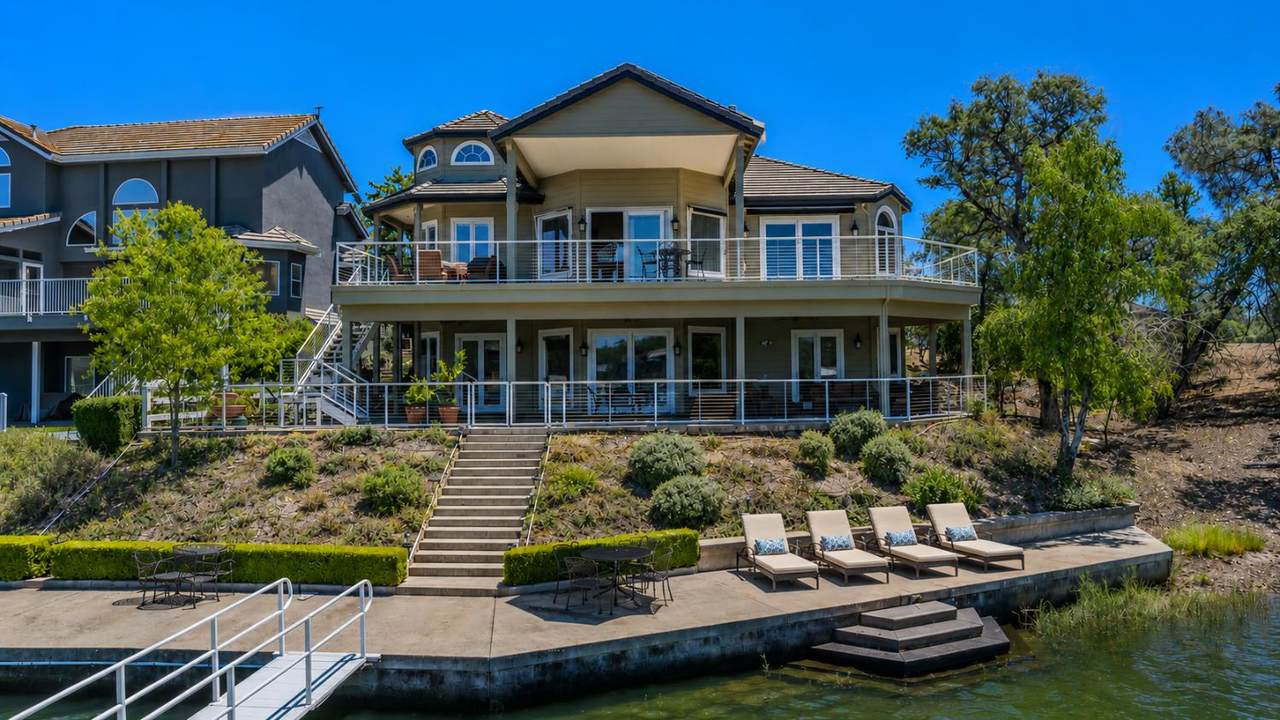 https://bt-photos.global.ssl.fastly.net/sacramento/1280_boomver_1_561201677-2.jpg
