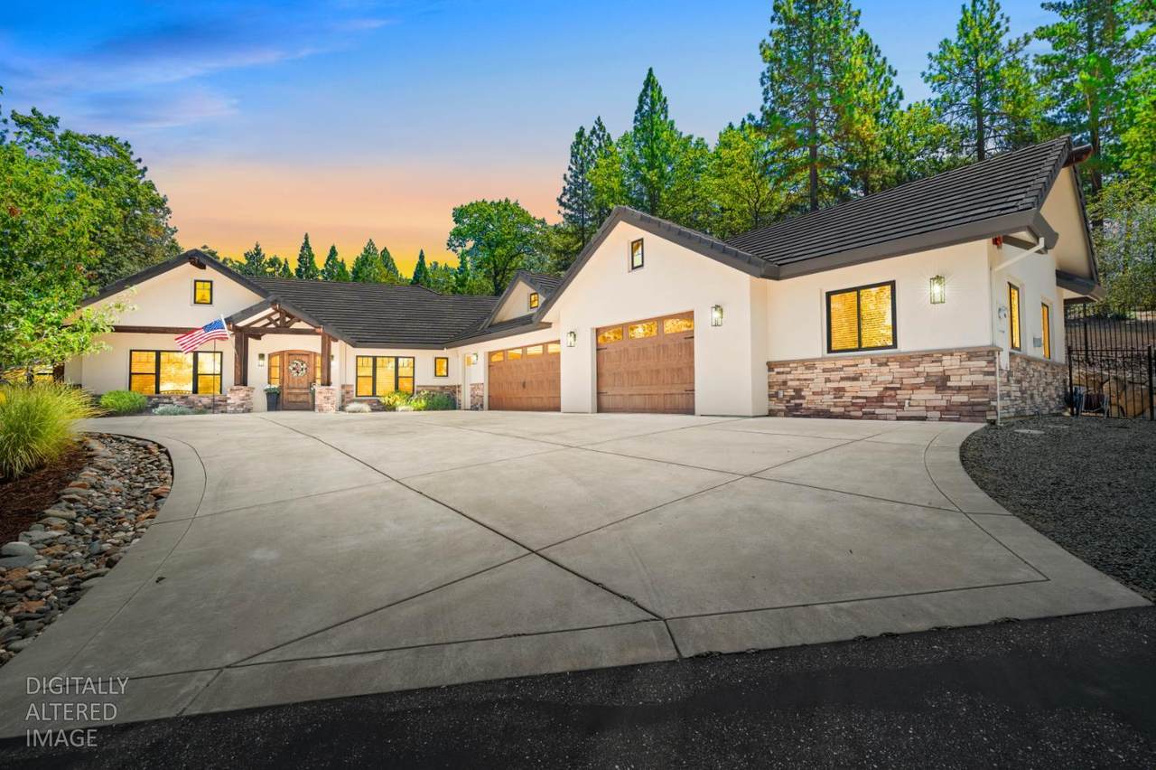 1520 Ridgemore Drive - Photo 1