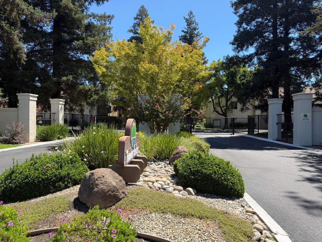 https://bt-photos.global.ssl.fastly.net/sacramento/1280_boomver_1_561201767-2.jpg