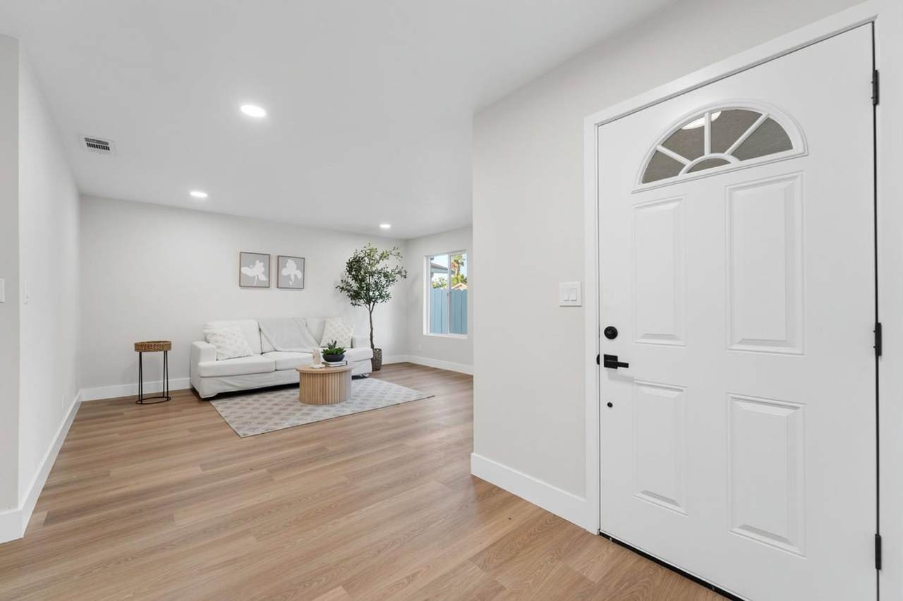 https://bt-photos.global.ssl.fastly.net/sacramento/1280_boomver_1_561201847-2.jpg