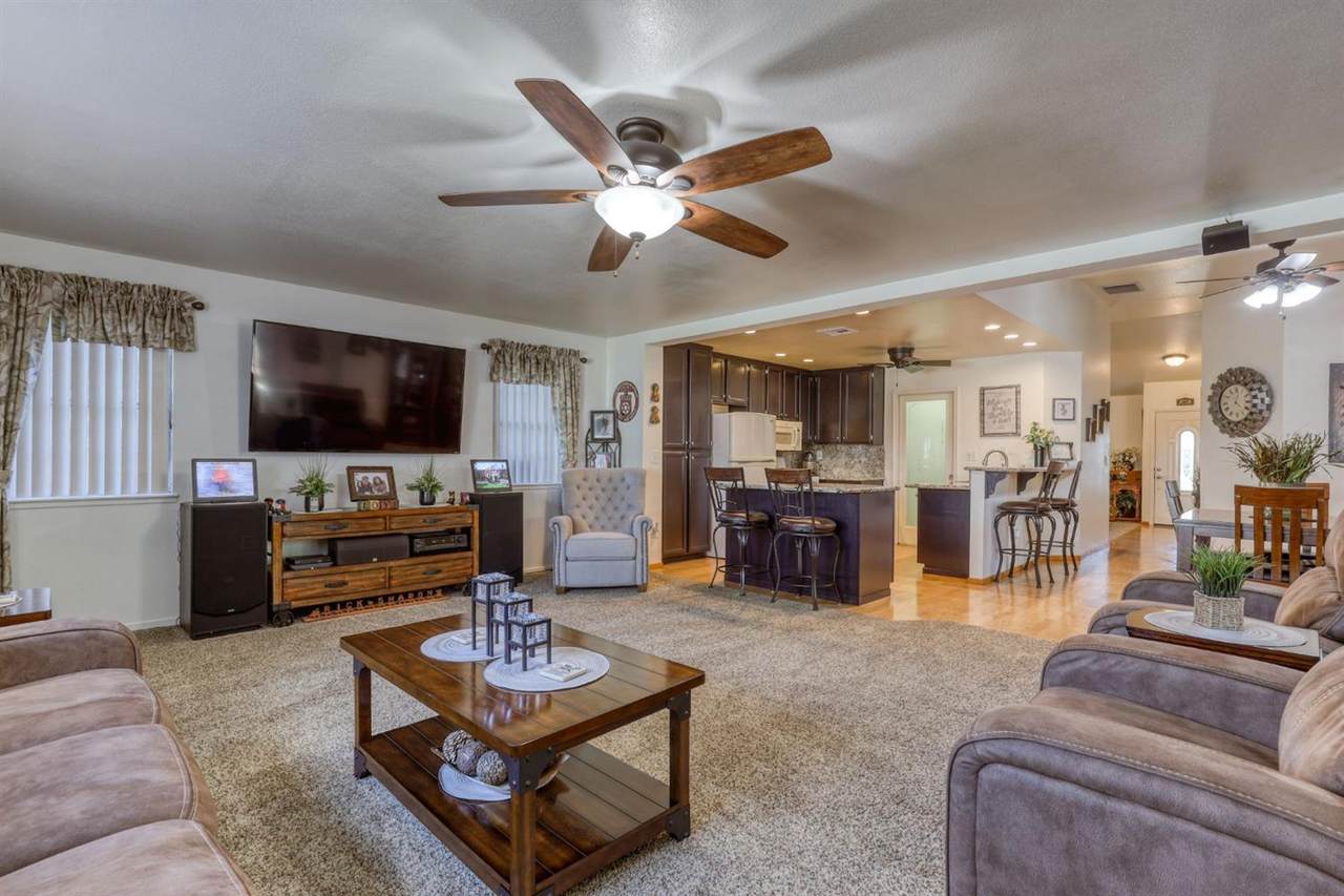 8177 Oak Landing Court - Photo 1