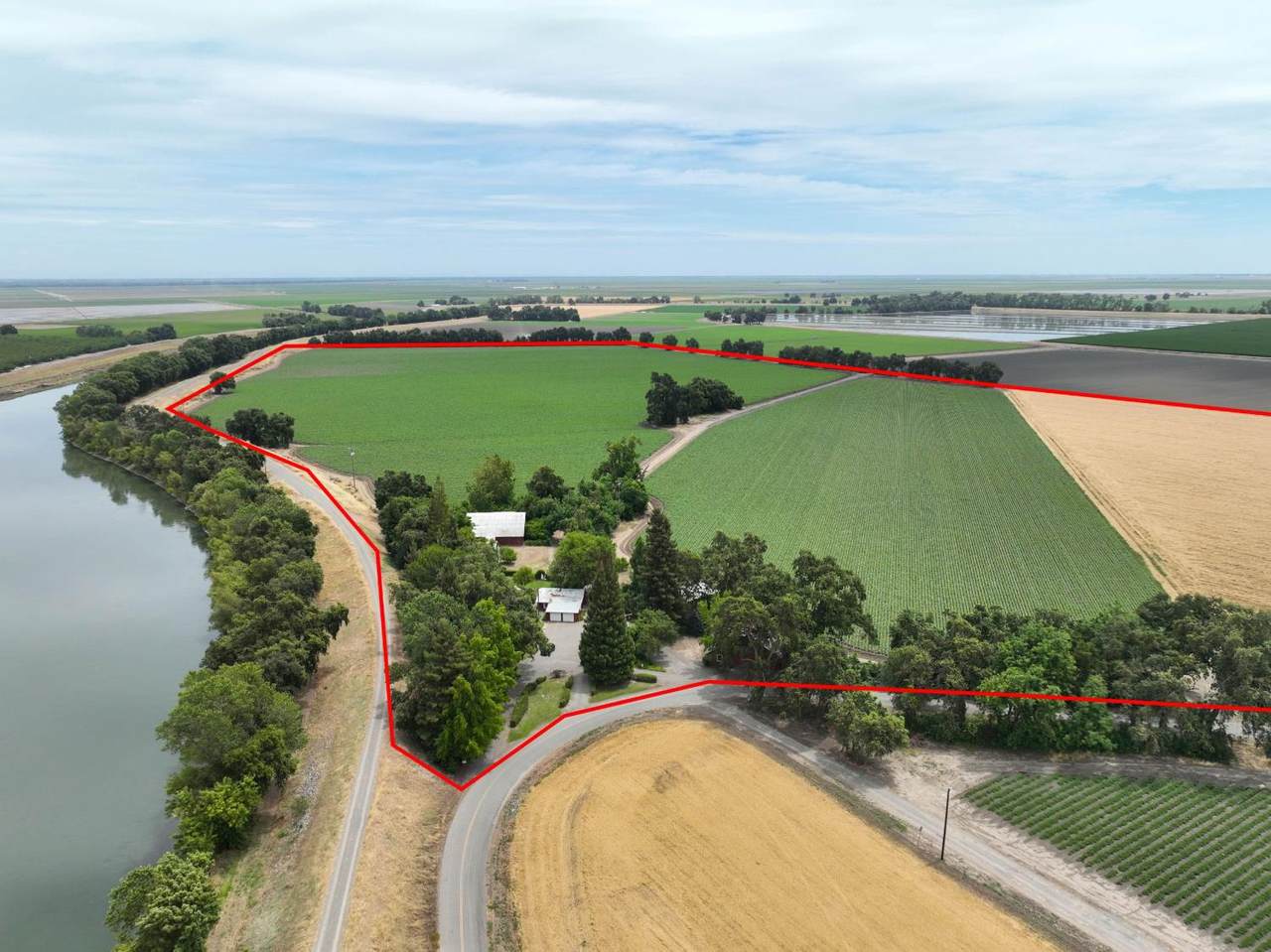 916 Wilson Bend Road - Photo 1