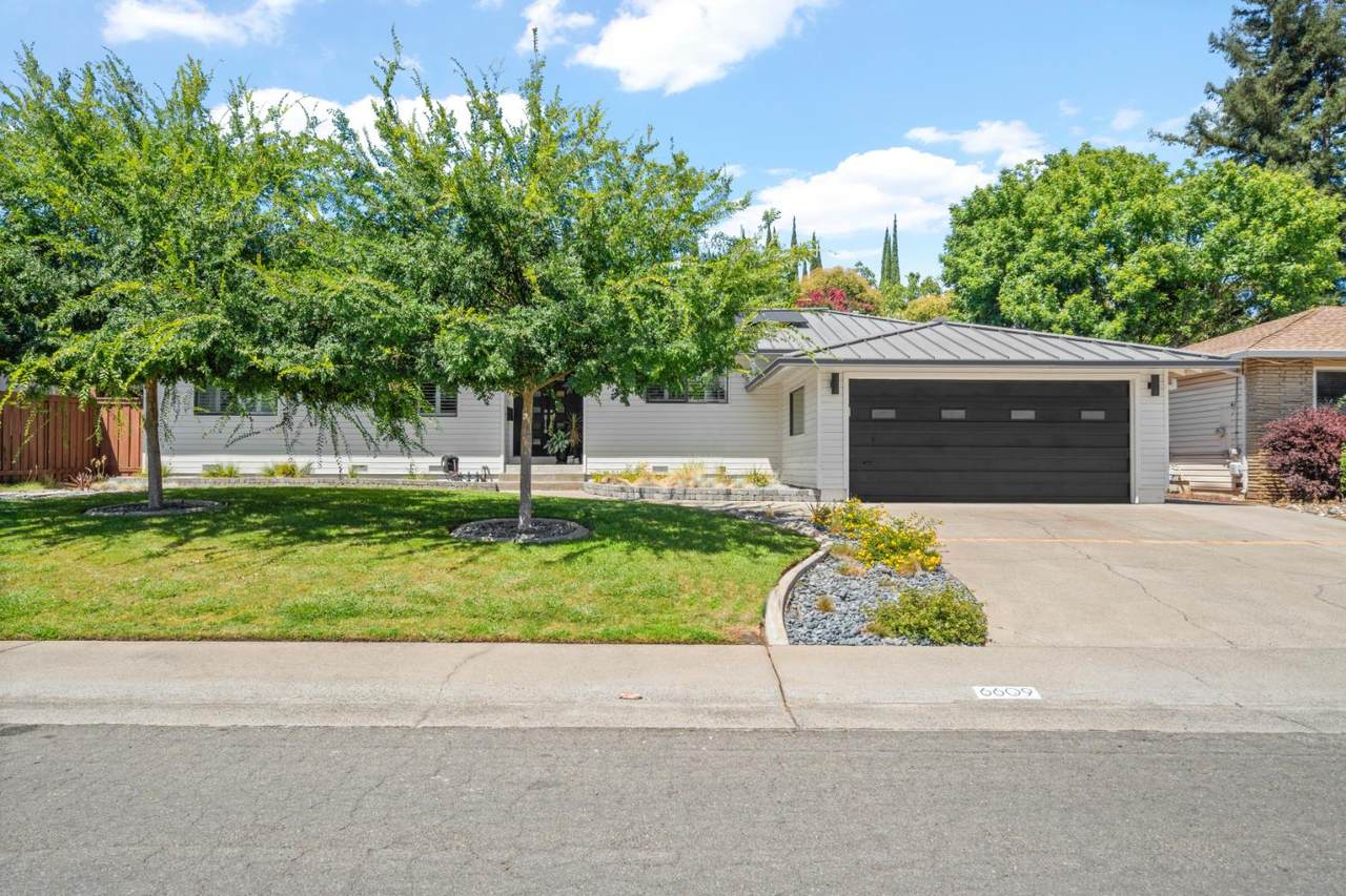 https://bt-photos.global.ssl.fastly.net/sacramento/1280_boomver_1_561201961-2.jpg
