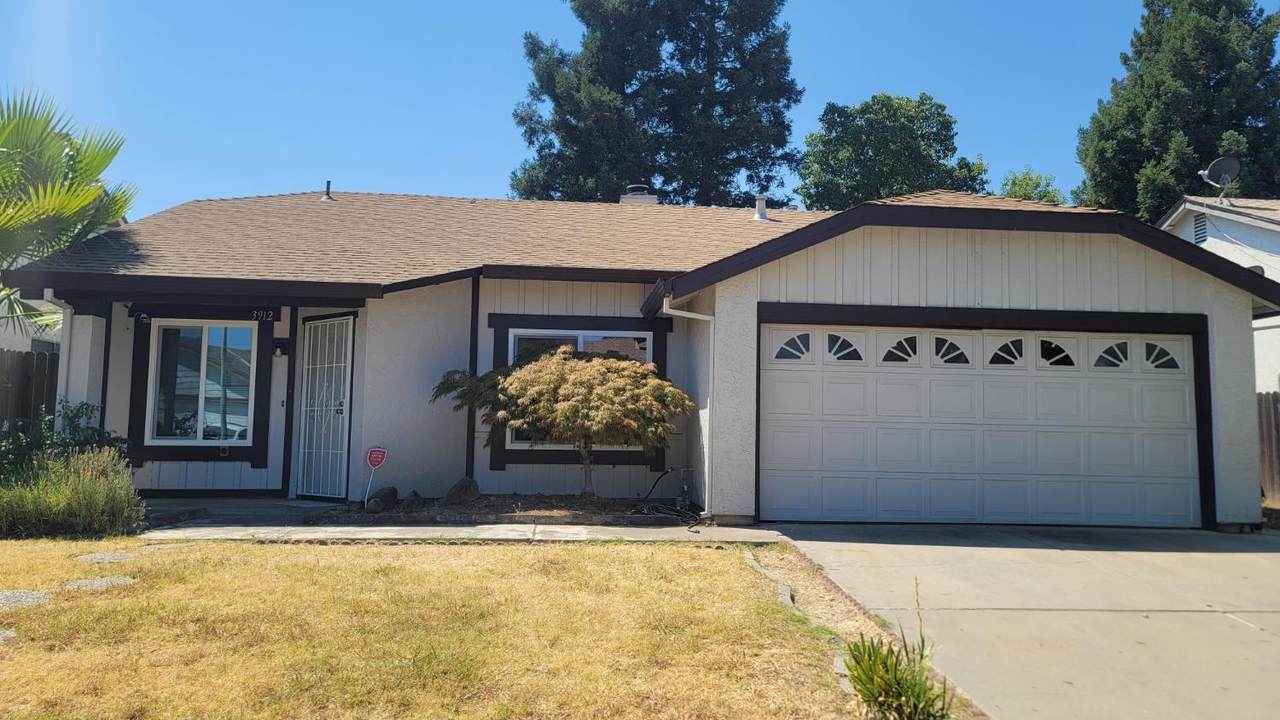 3912 Sitting Bull Way - Photo 1