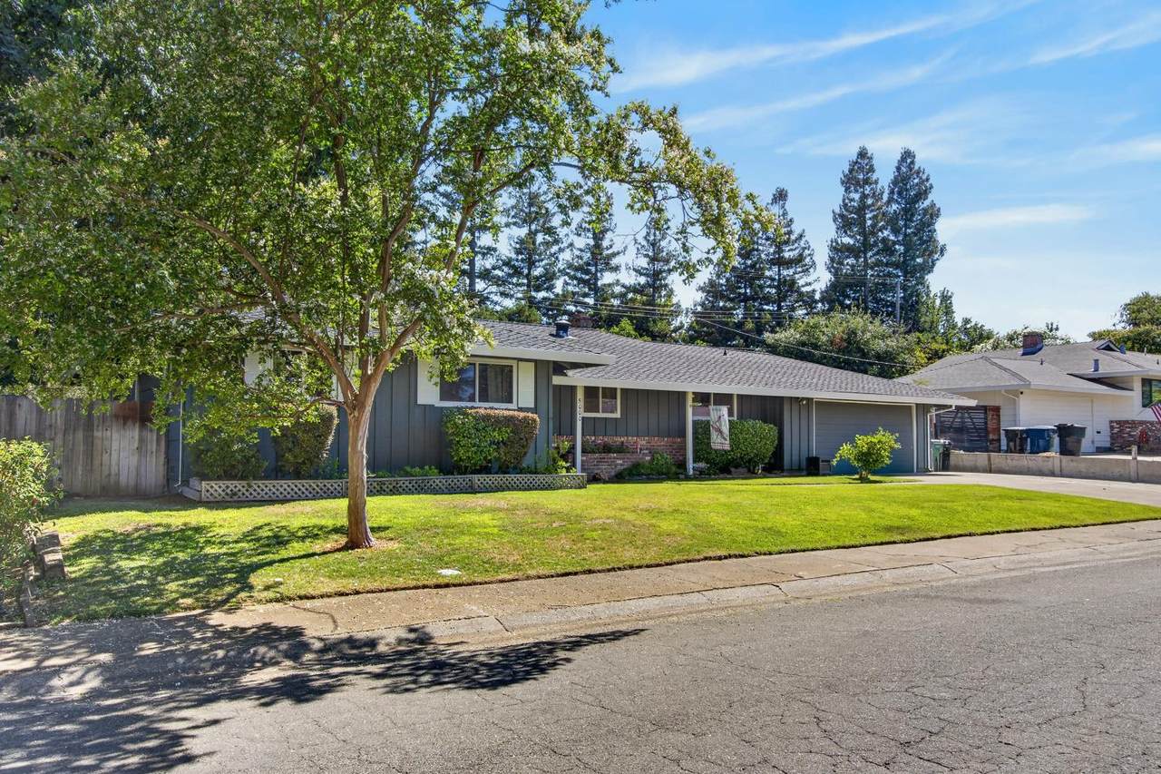 https://bt-photos.global.ssl.fastly.net/sacramento/1280_boomver_1_561202029-2.jpg
