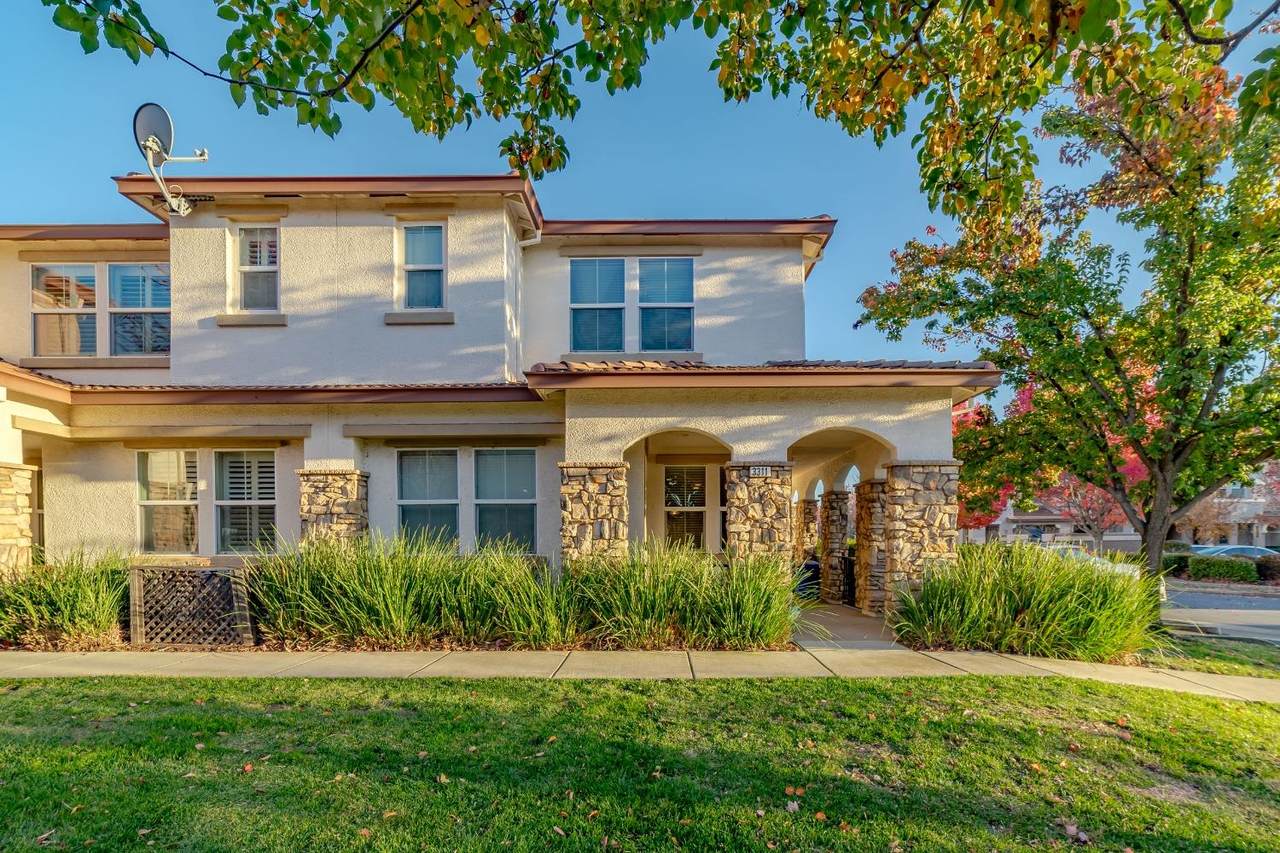 3311 Leiper Loop - Photo 1