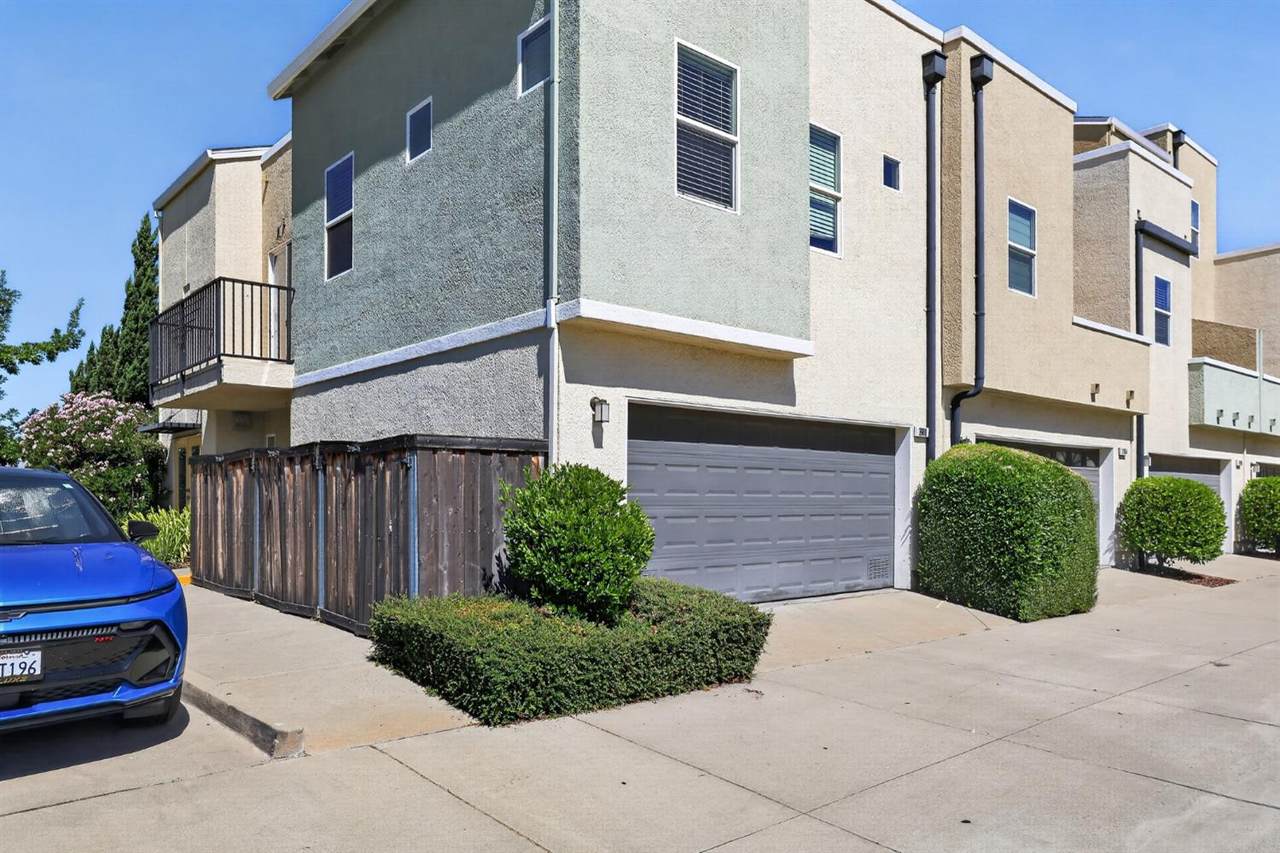 https://bt-photos.global.ssl.fastly.net/sacramento/1280_boomver_1_561202096-2.jpg
