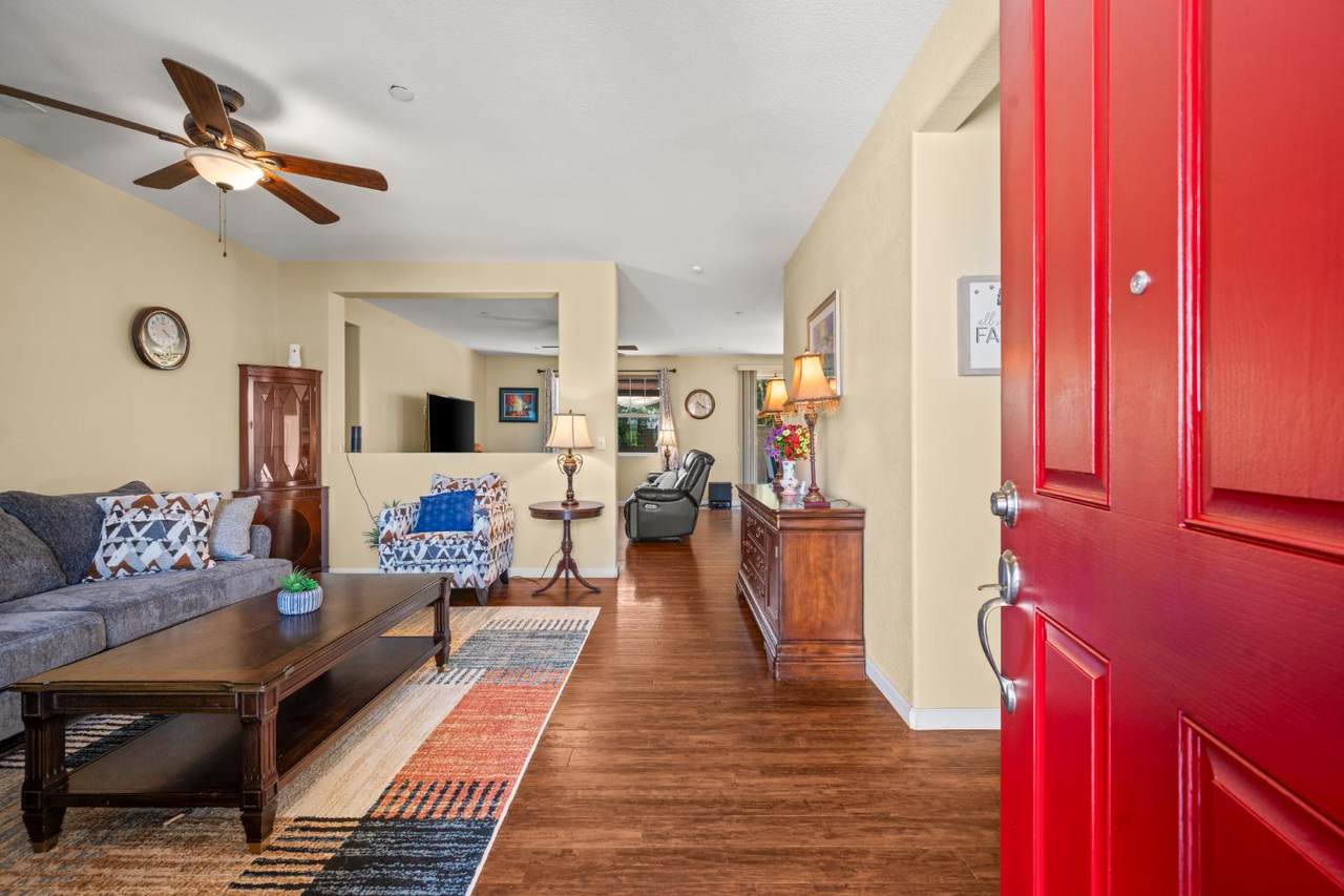 https://bt-photos.global.ssl.fastly.net/sacramento/1280_boomver_1_561202104-2.jpg
