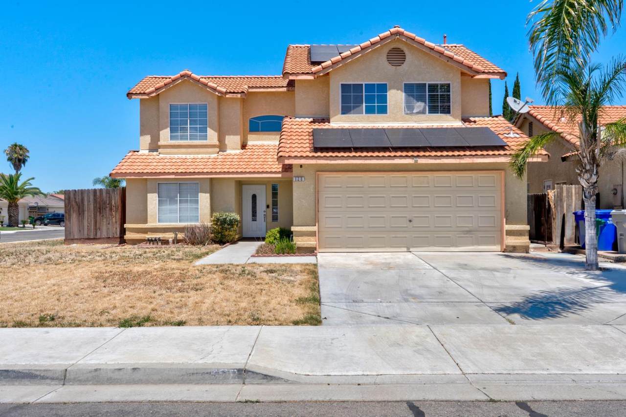 128 Chardonnay Street - Photo 1